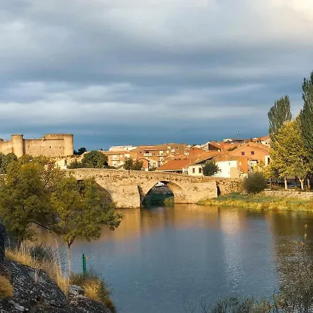 La Iglesuela, Casas Del Tormes *