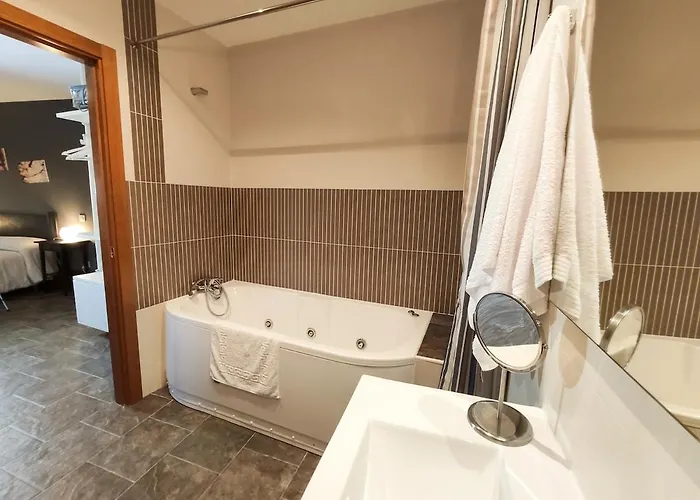 La Iglesuela Villa *