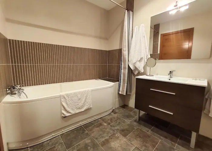 La Iglesuela Villa *