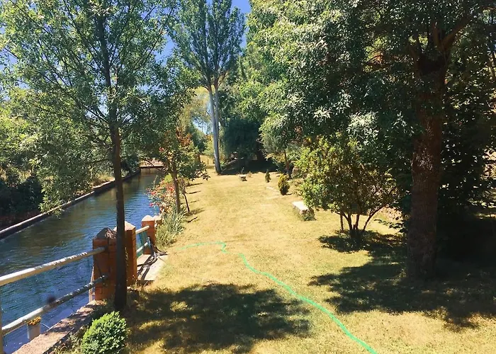 Villa La Iglesuela *